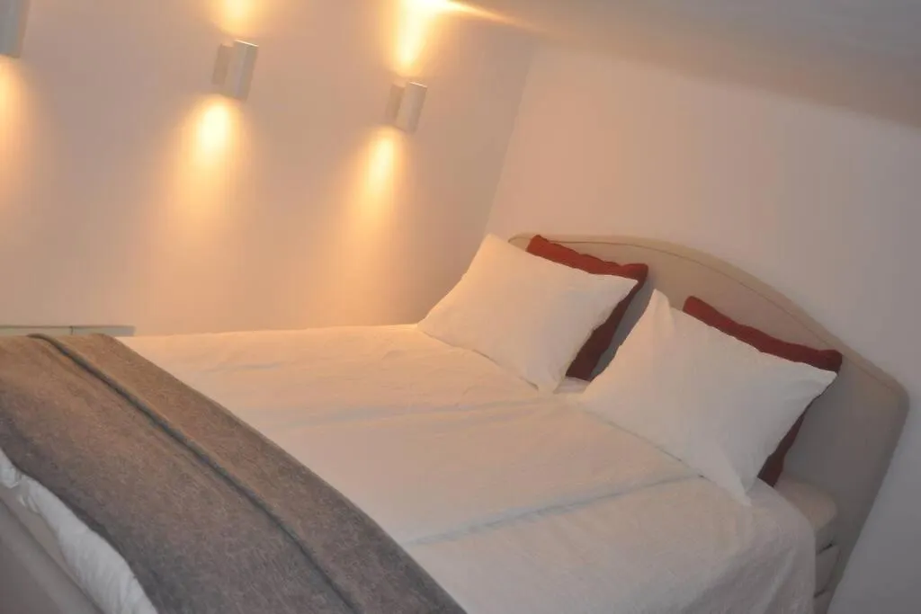 Jane'S Place, Experience The Atmosphere Of A Historic Villa & Free Parking Ljubljana 0*,