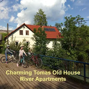 Tomas Old House - River Appartement